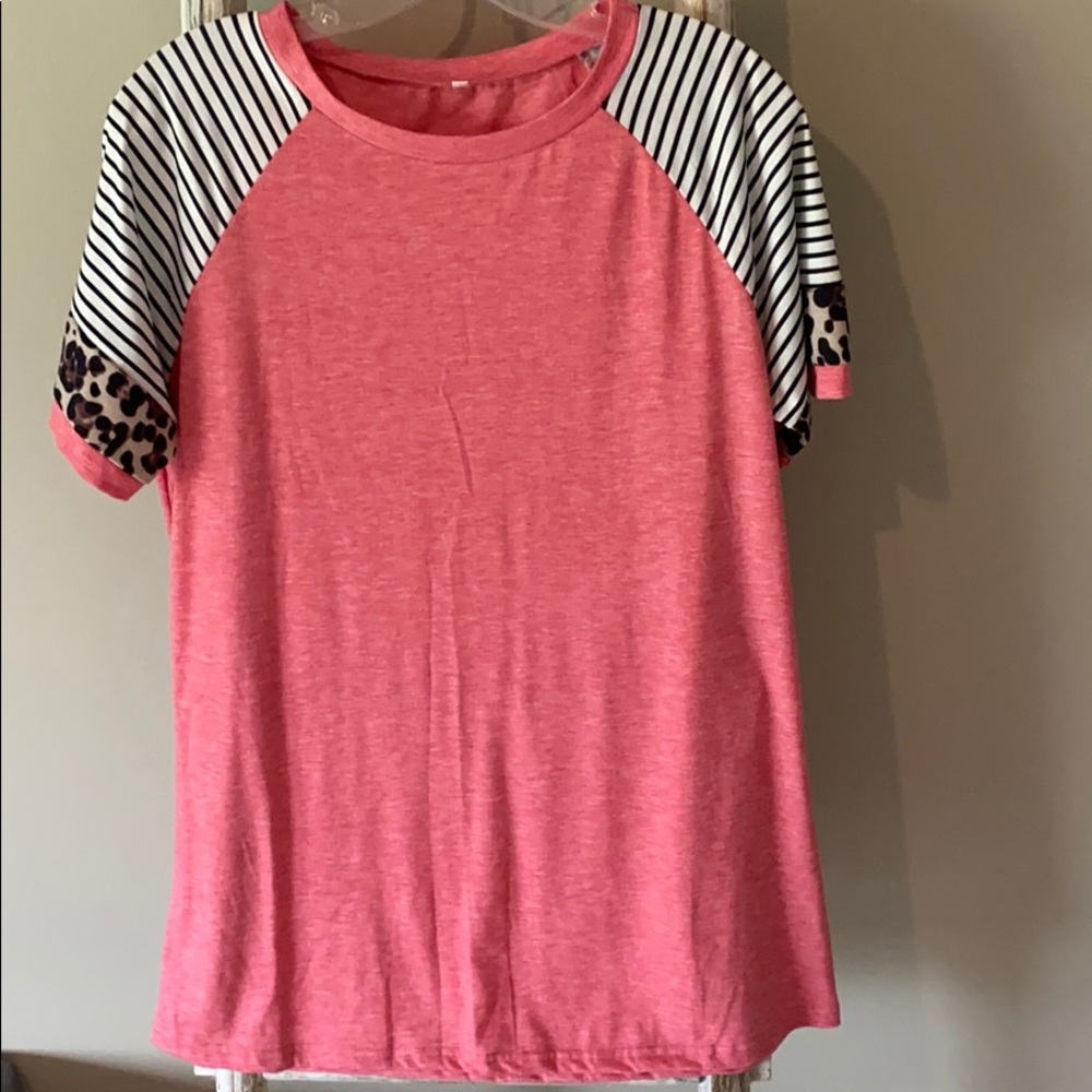 Cheetah print tee